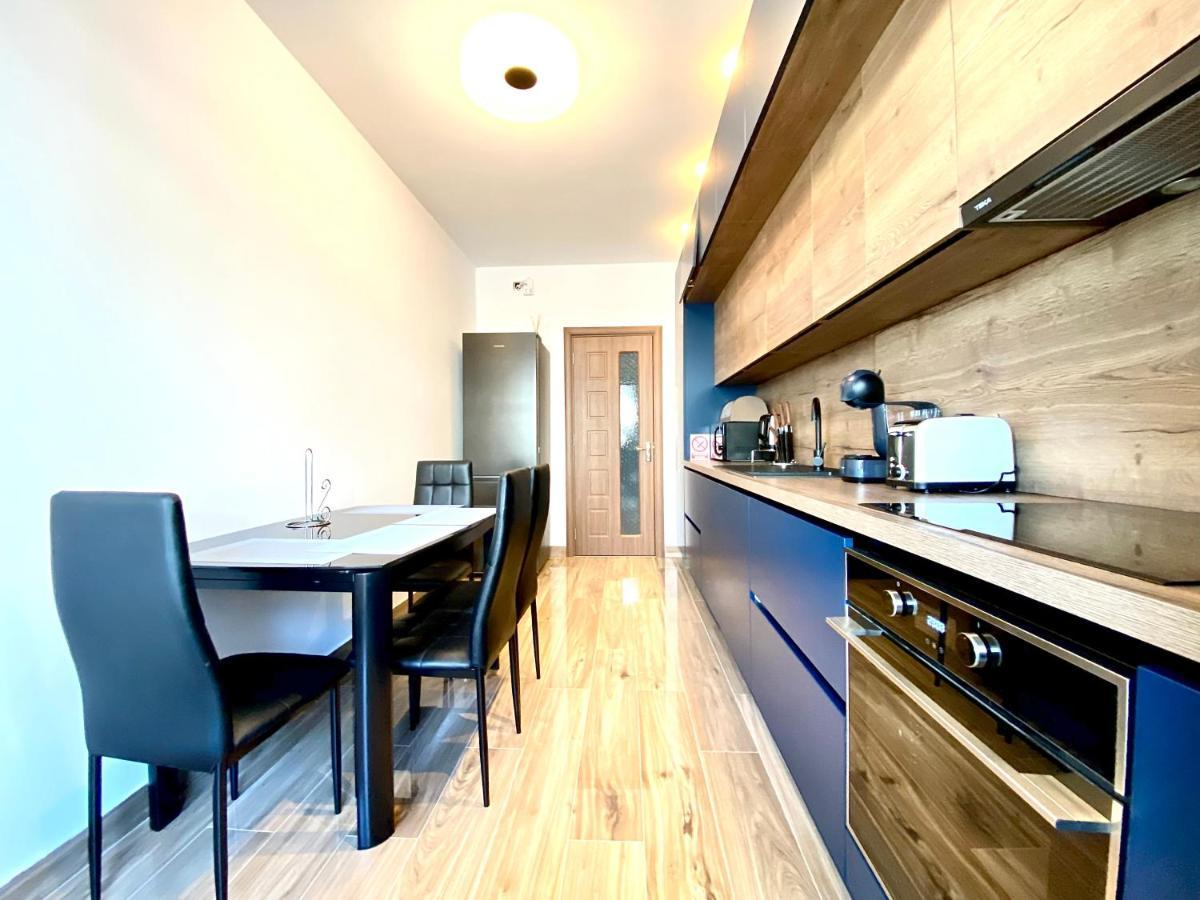 Coquette Apartment Brasov Ngoại thất bức ảnh
