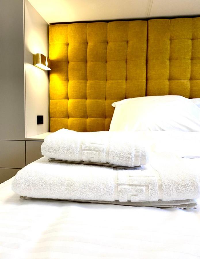 Coquette Apartment Brasov Ngoại thất bức ảnh