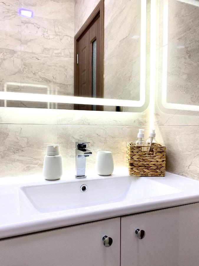 Coquette Apartment Brasov Ngoại thất bức ảnh